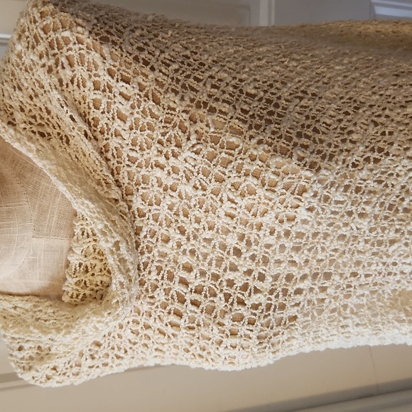 Knitted tassel shawl - Picture 2 of 4